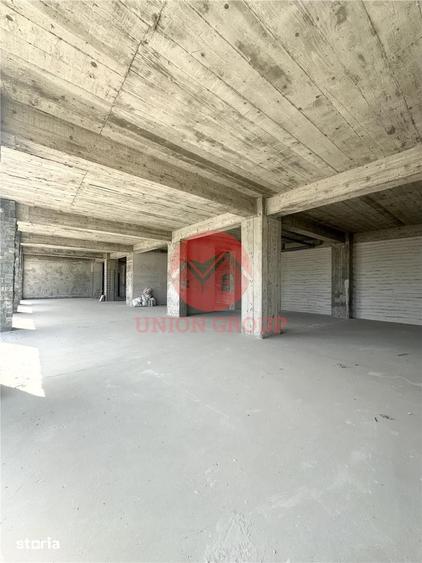 Spațiu comercial, de 250 mp, în Nord