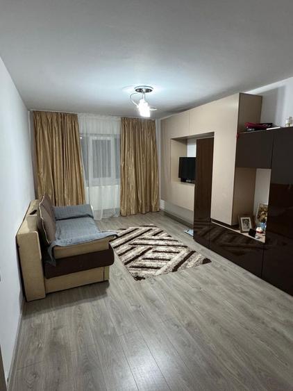 Apartament cu 2 camere decomandat în 23 August