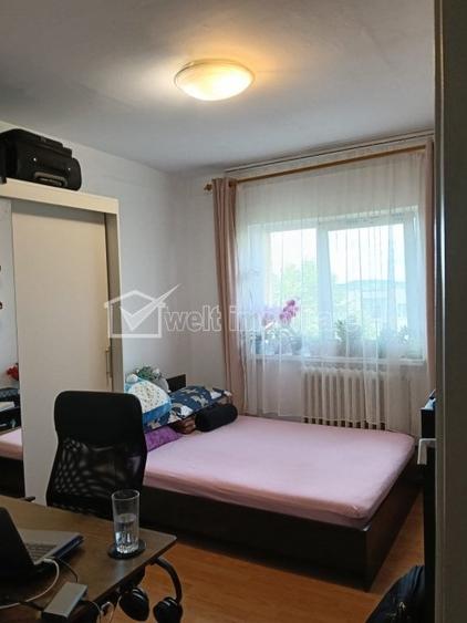 Apartament cu 3 camere decomandat în Zorilor