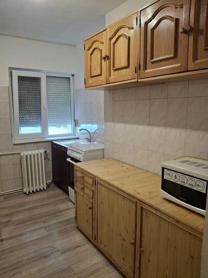 Apartament cu 2 camere semidecomandat în Rogerius