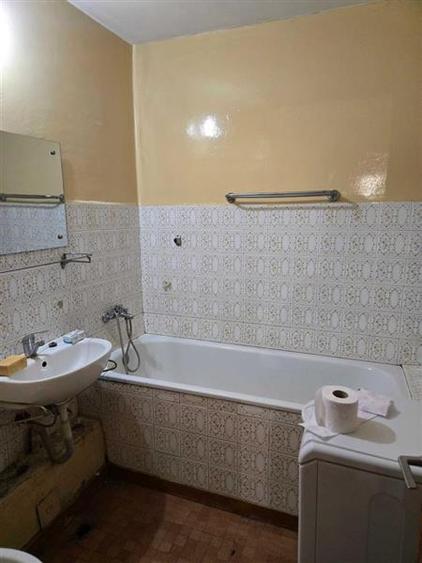Apartament cu 2 camere semidecomandat în Moșilor
