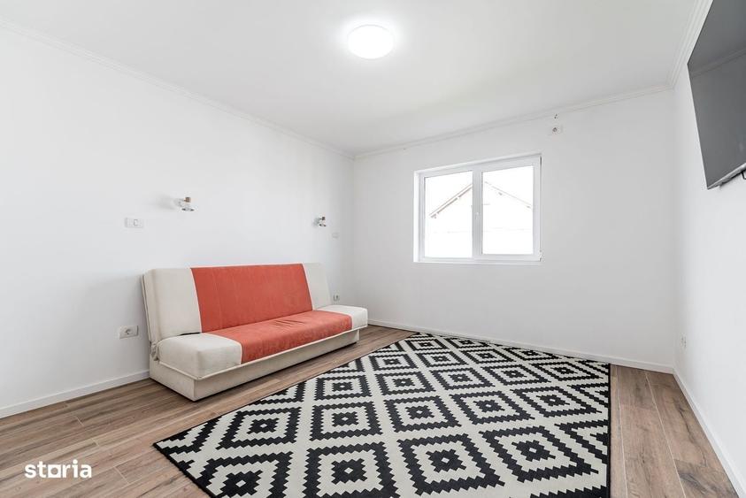 Casă cu 3 camere în Sânpaul