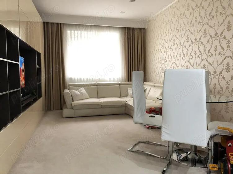 Apartament cu 2 camere decomandat în Vitan
