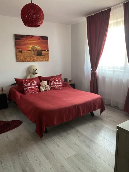 Casă cu 4 camere în Tărlungeni