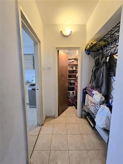Apartament cu 3 camere decomandat în 1 Mai