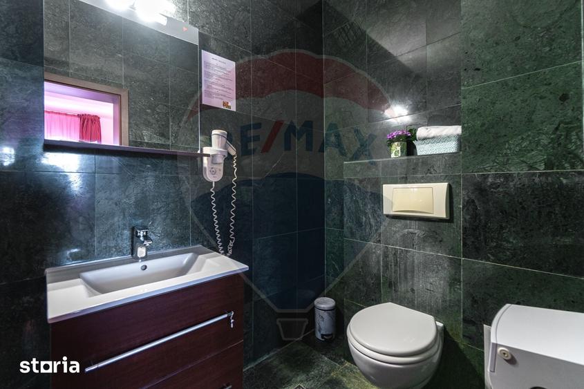 Spațiu comercial, de 2,000 mp, în Central