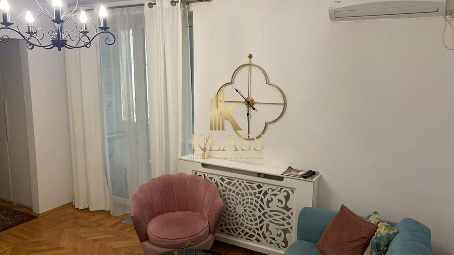 Apartament cu 2 camere semidecomandat, mobilat în P-ța Romană