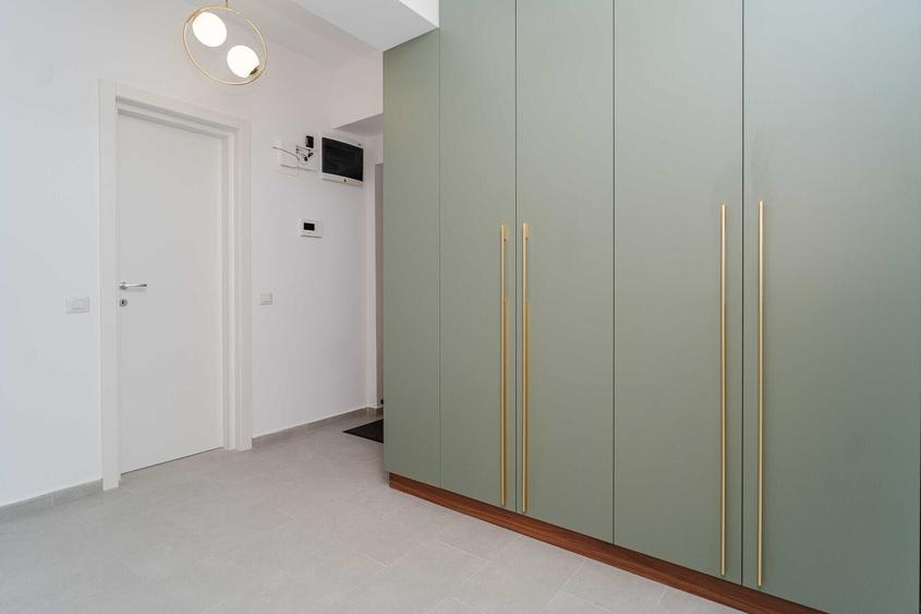 Apartament cu 2 camere decomandat, mobilat în Podu Roș