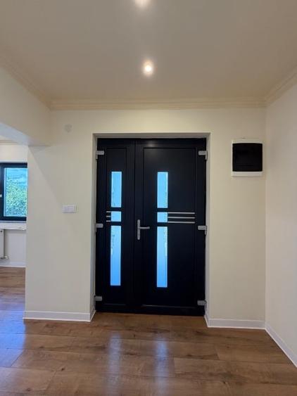 Casă individuală cu 4 camere cu Canalizare în Nord