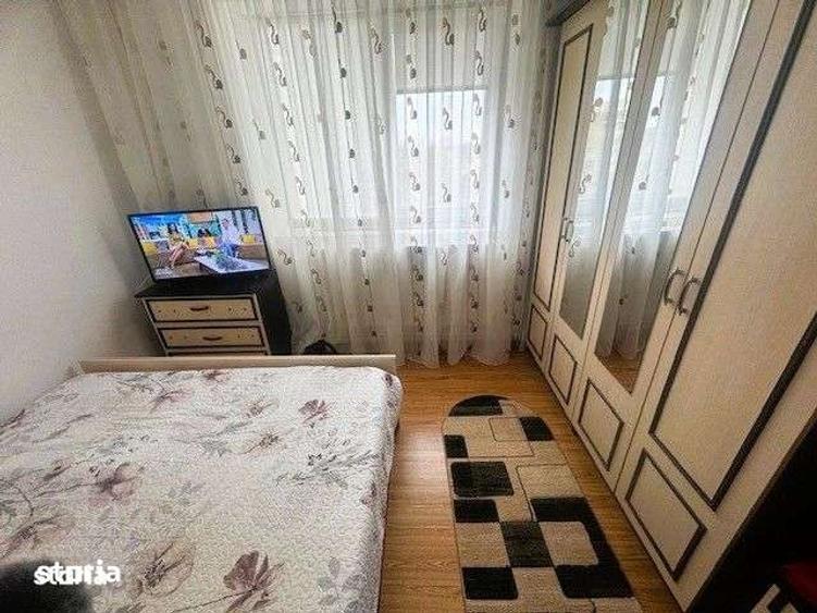 Apartament cu 4 camere în Drăgănești-Olt