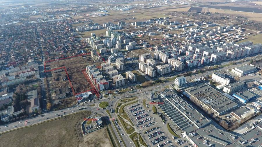 Teren Construcții intravilan de 53850 mp, în 13 Decembrie