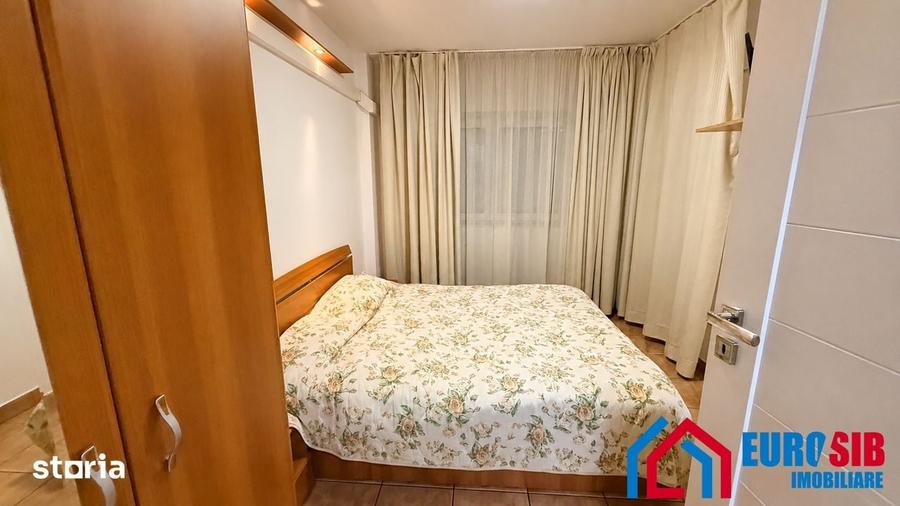 Apartament cu 3 camere decomandat în Ștrand