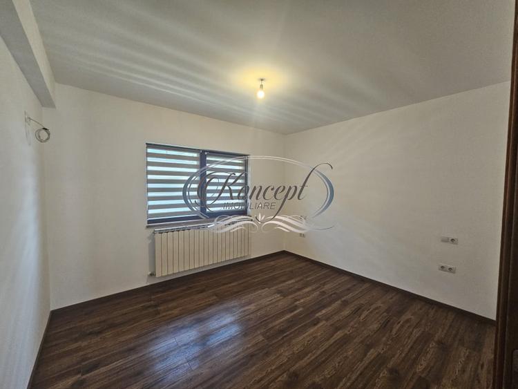 Casă individuală cu 4 camere cu Garaj în Apahida