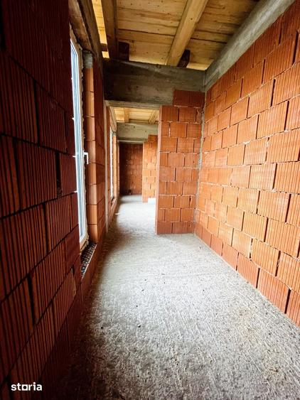 Casă cu 4 camere cu Teren 600 Mp în Oncea