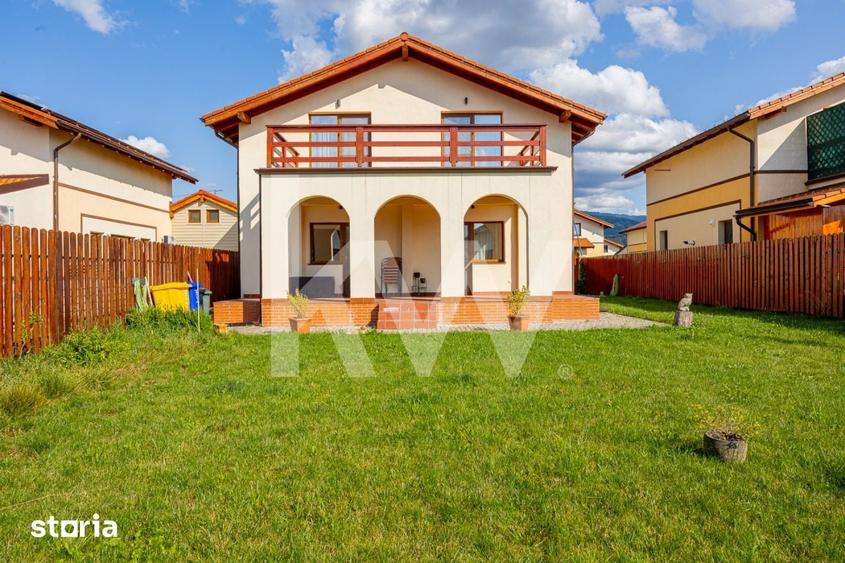 Casă cu 4 camere cu Teren 500 Mp în Cristian