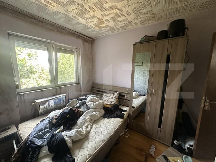 Apartament cu 3 camere decomandat, mobilat în Careiului
