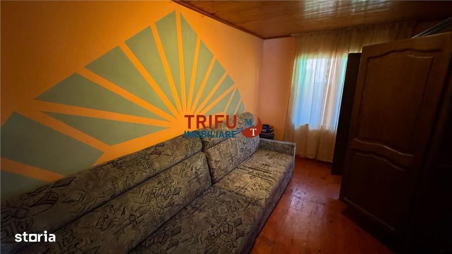 Casă cu 3 camere în Bărăbanț