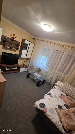 Apartament cu 2 camere semidecomandat în Micro 16