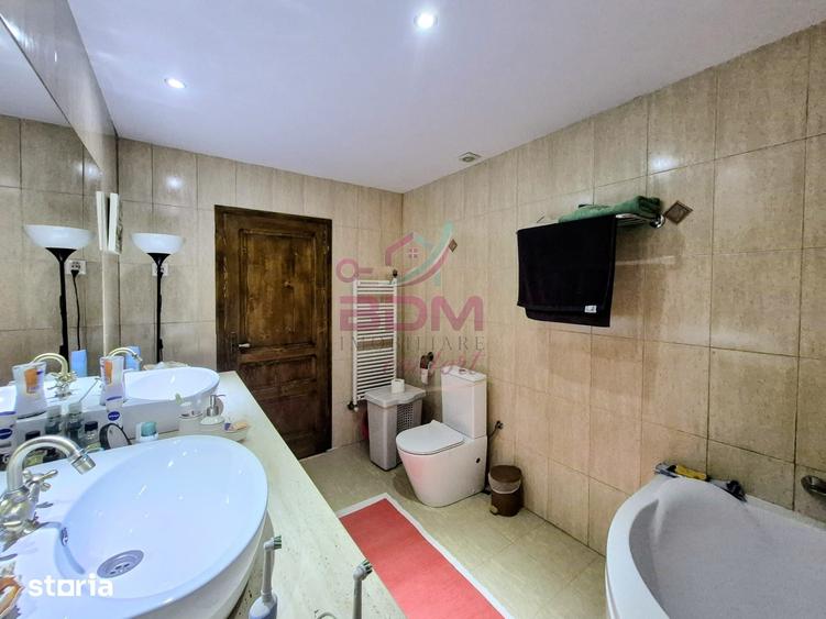 Casă cu 3 camere cu Teren 570 Mp în Central