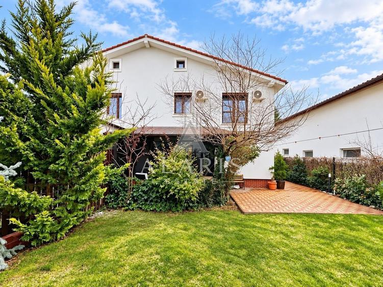 Duplex cu 4 camere cu Canalizare în Dumbrăvița