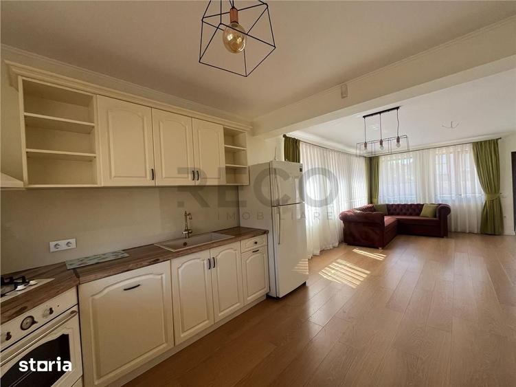Casă cu 4 camere cu Teren 500 Mp în Central