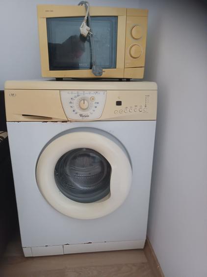 Garsonieră decomandată în 7 Noiembrie