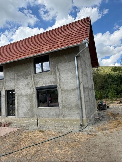 Casă cu 4 camere cu Teren 2200 Mp în Lugoj