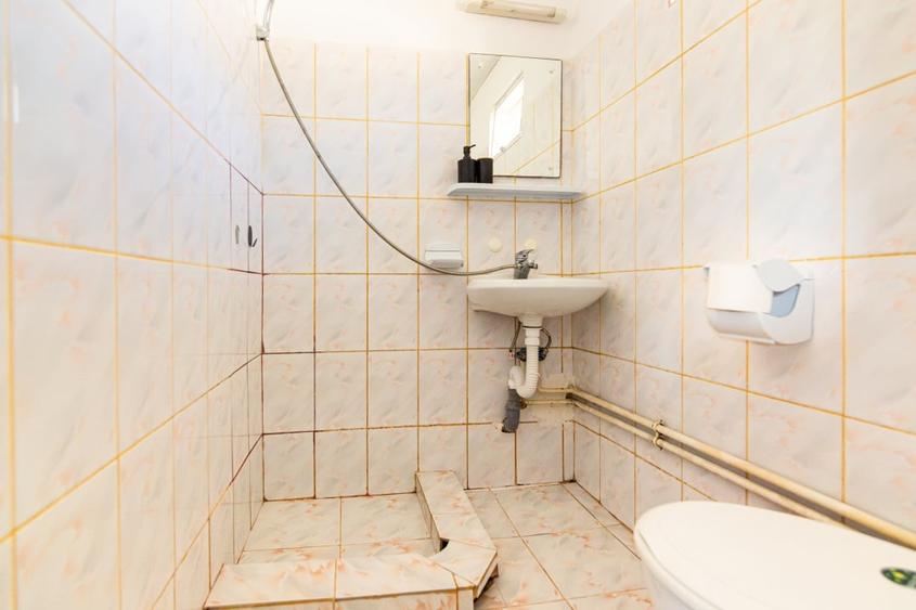 Pensiune cu 18 camere in Costinesti , investitie cu randament de 8% - 23