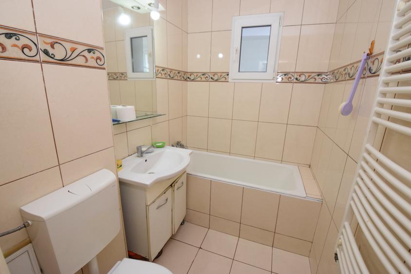 Apartament cu 3 camere, Piața Miniș - Titan - 8