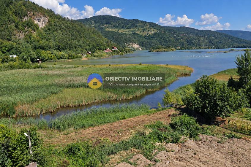 Teren intravilan langa lac , Pangarati, Neamt - 1