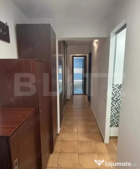 Apartament cu 3 camere decomandat în Obcini