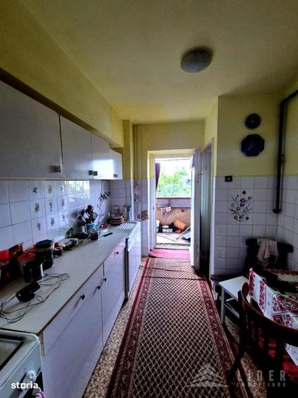Apartament cu 3 camere decomandat zona Piata Zorilor etaj 1 - 9