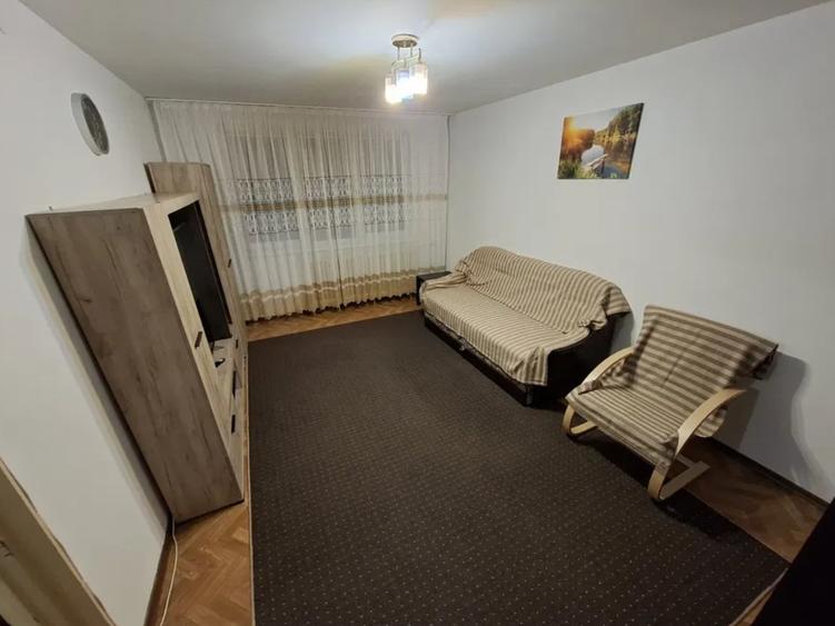 Garsonieră decomandată în Drumul Taberei
