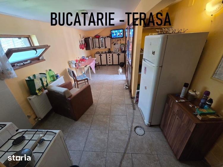 URGENT-Casa in Tulcea IDEALA pentru 2 familii - 18