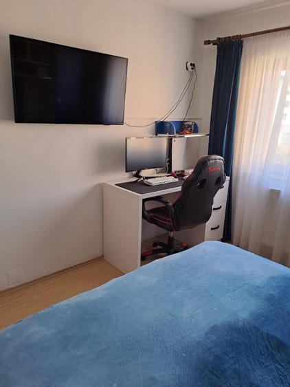 Apartament cu 2 camere decomandat în Cetate