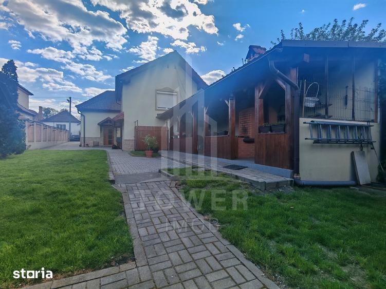 Casă cu 4 camere cu Teren 636 Mp în Lazaret