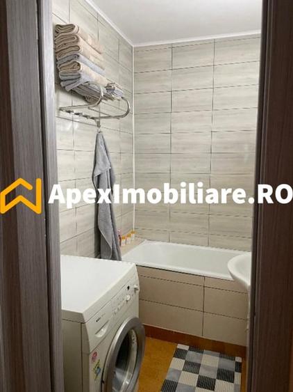 Apartament cu 3 camere decomandat, mobilat în Vatra Luminoasă