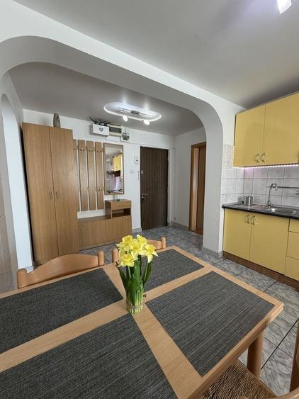 Apartament cu 2 camere decomandat în Ghencea