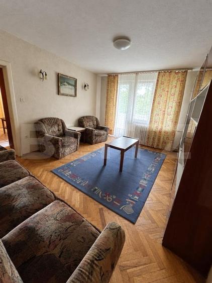 Apartament cu 3 camere decomandat, mobilat în Central