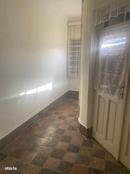Casă cu 3 camere în Borș
