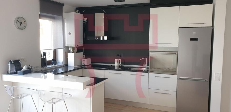 Apartament cu 2 camere decomandat, mobilat în Bună Ziua