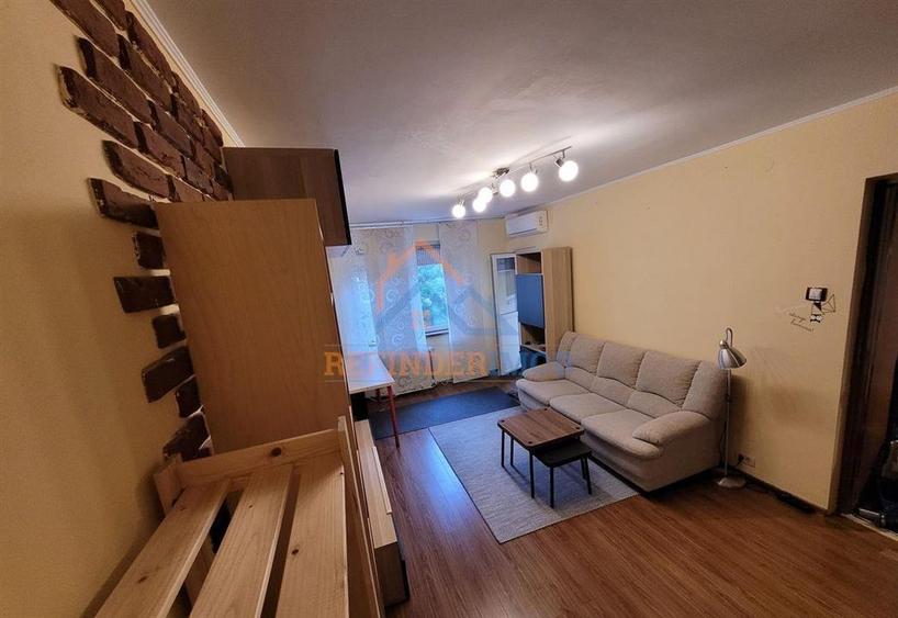 Apartament cu 2 camere decomandat, mobilat în Fizicienilor