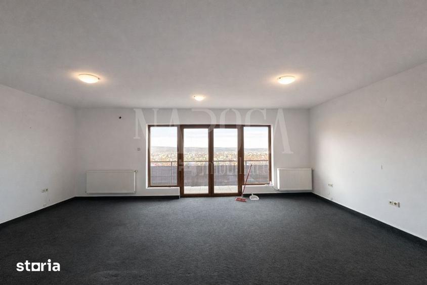 Apartament cu 4 camere în Andrei Mureșanu