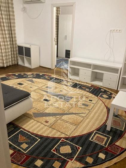 Apartament cu 2 camere semidecomandat în Dacia