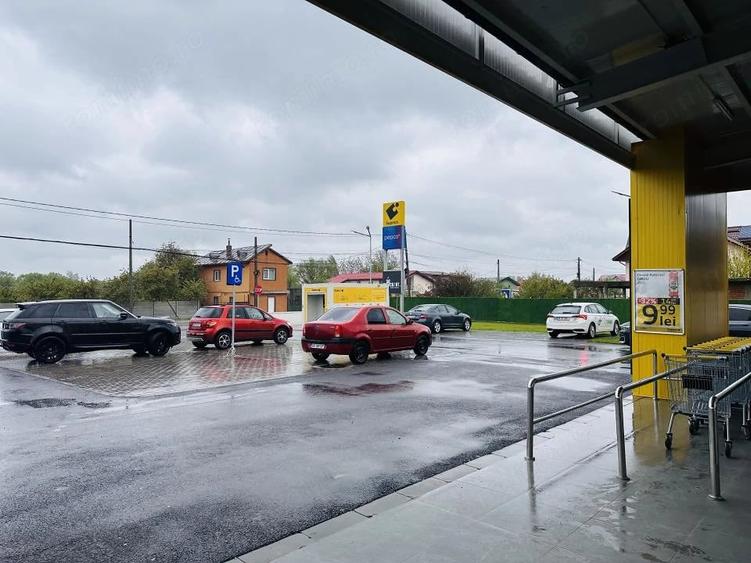 Spațiu comercial, de 1,200 mp, în Dragomirești-Vale