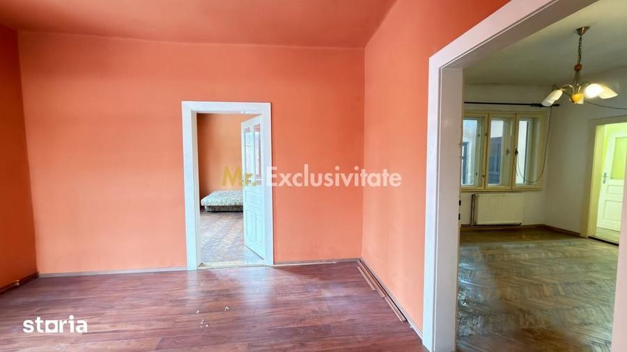 Casă cu 4 camere cu Teren 546 Mp în Central