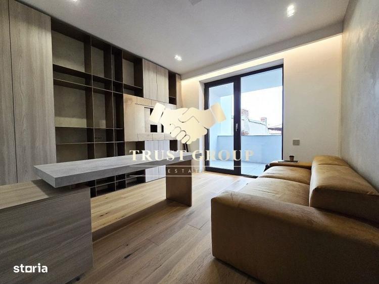 Apartament cu 4 camere decomandat în Aviatorilor
