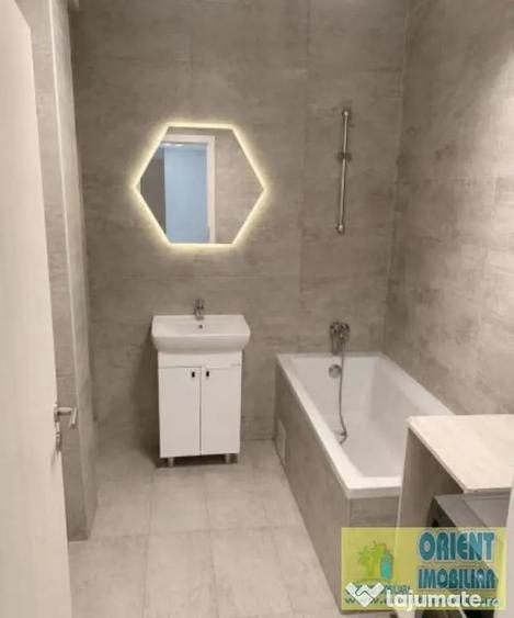 Apartament cu 2 camere decomandat în Tomis Plus