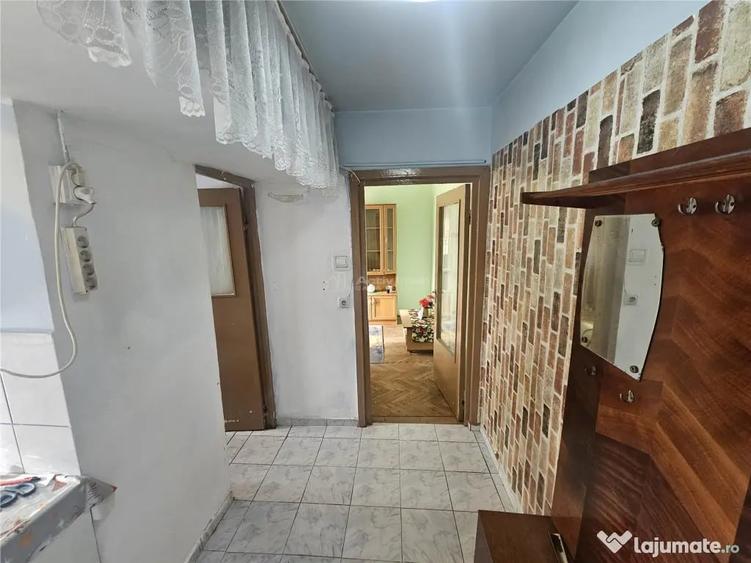 Apartament cu 2 camere nedecomandat în Micro III
