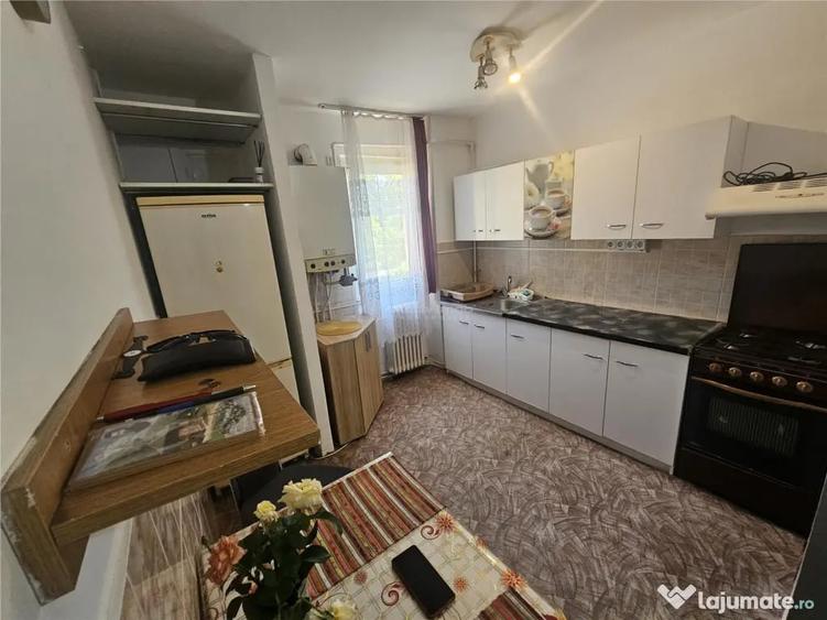 Apartament cu 2 camere semidecomandat în Nord